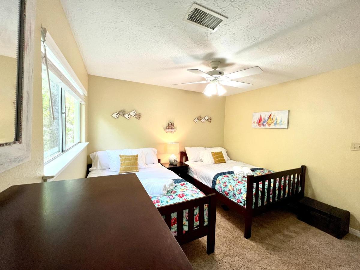 2 Bdrm Treehouse Hideout- Lake Conroe With Boat Ramp Montgomery Exteriör bild